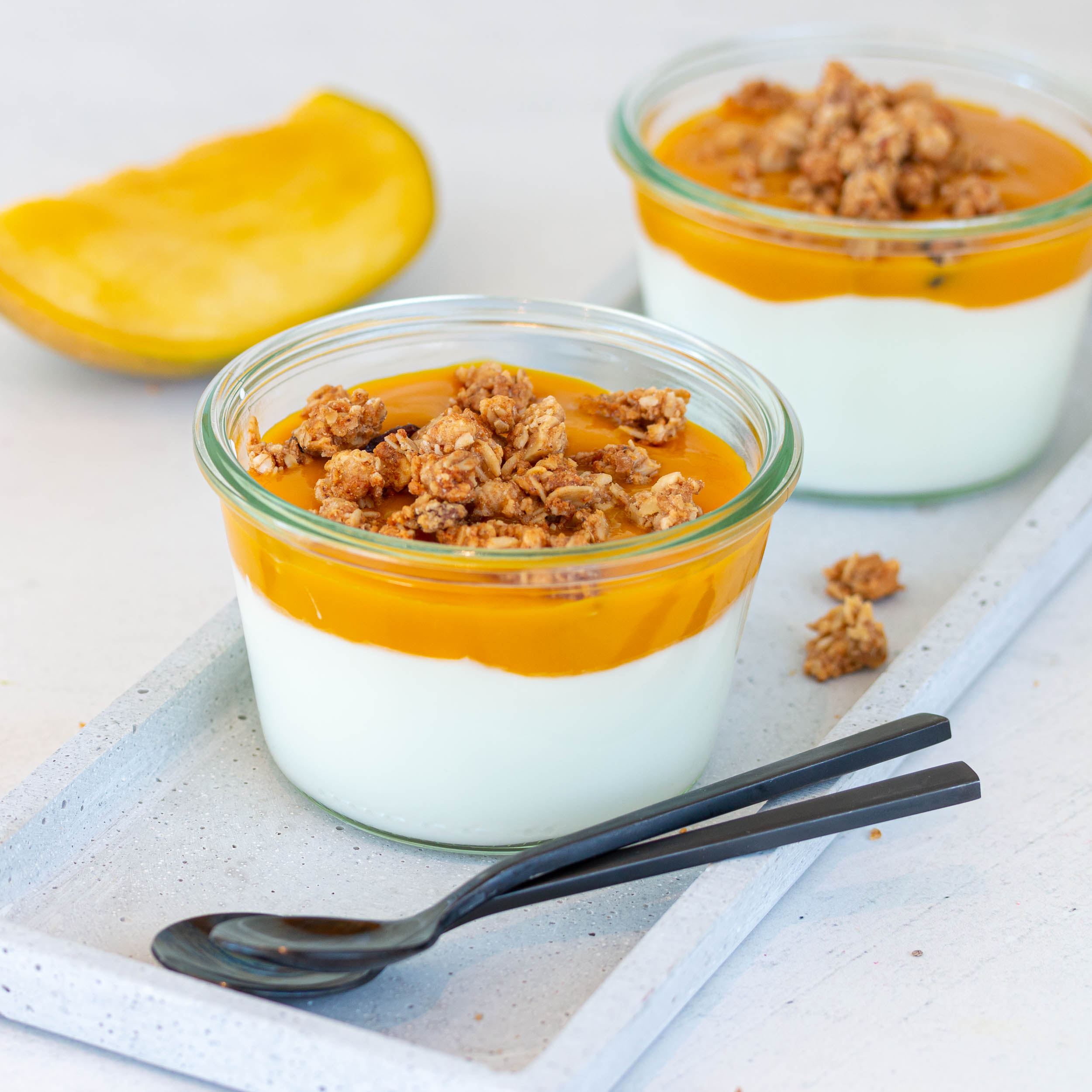 Flavors-Crunchy-Mango-Joghurt-060-lowres.jpg